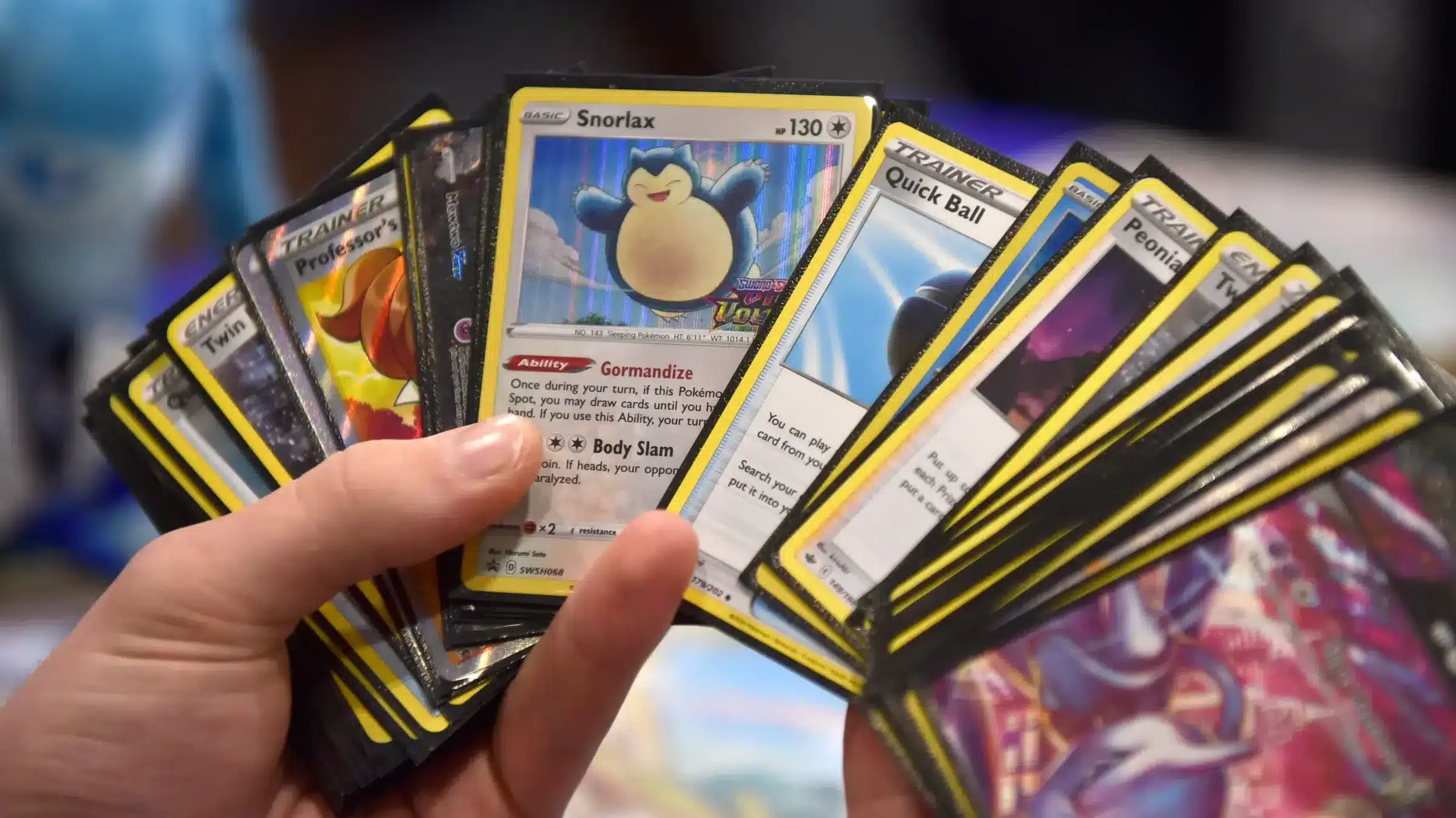 Toploader Pokémon cards vending in machine